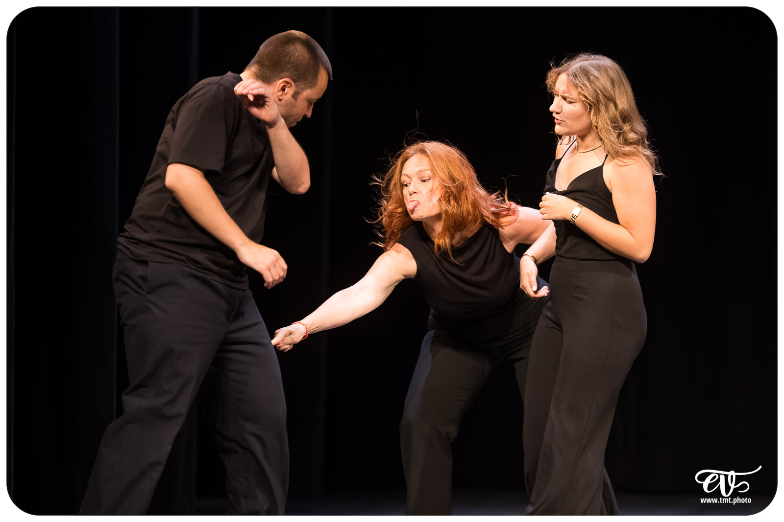 LE THEATRE EST-IL LA VIE